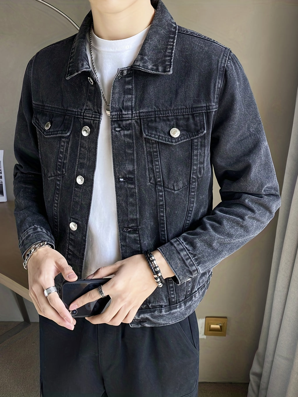 🧥 Men's Vintage Black Denim Jacket